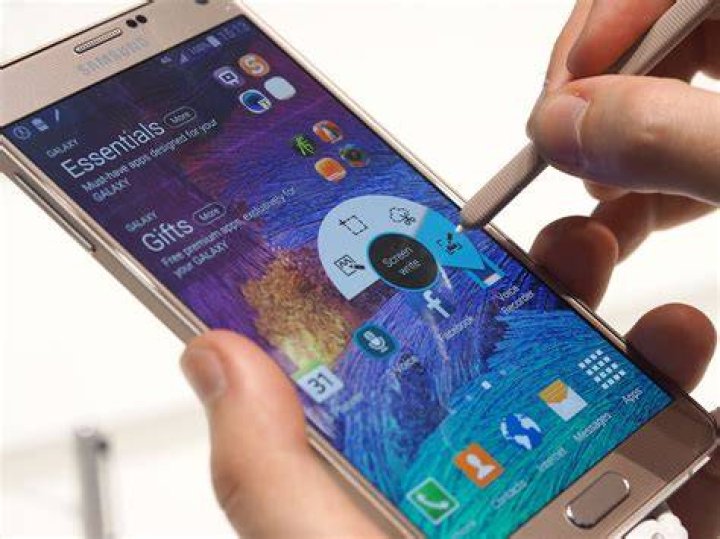 Galaxy Note 4 screenshot using buttons