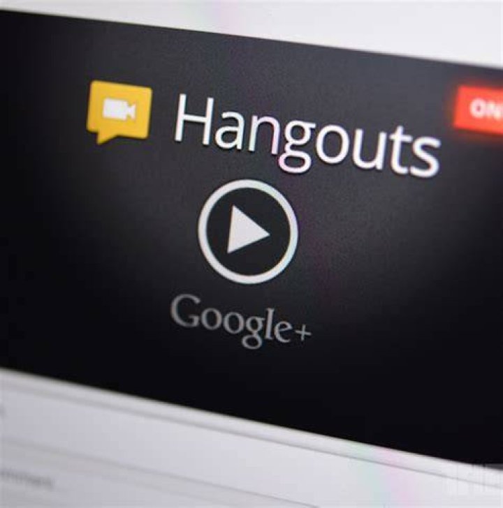 Google Hangouts with location button